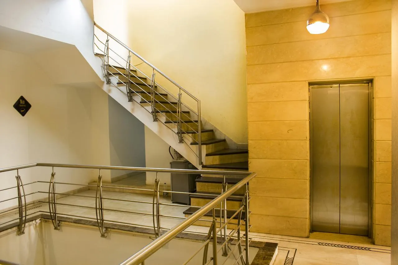 Fabhotel Ur By Ashoka'S Гургаон